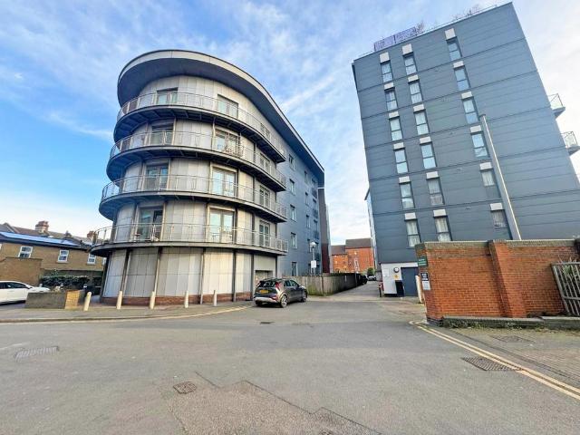 Flat for sale in Isle Of Man
