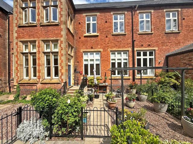 Flat for sale in Shelton, Frankwell