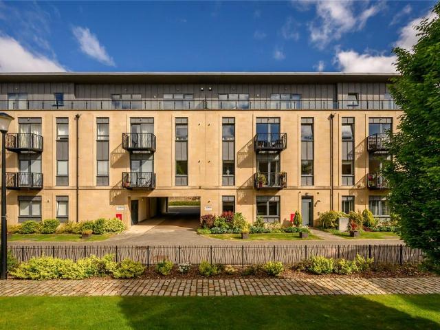 Flat for sale in Trinity, Scotland