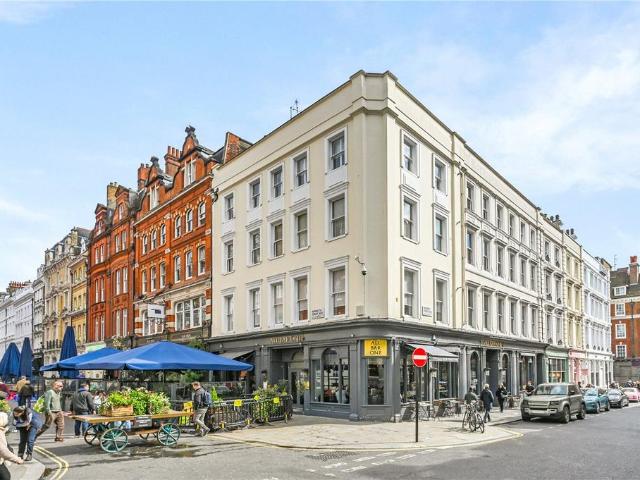 Flat for sale in Covent Garden, Greater London
