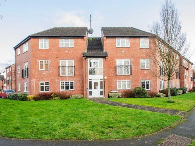 Flat for sale in Lichfield, Boley Park