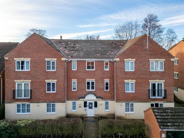 Flat for sale in Acomb, High Field