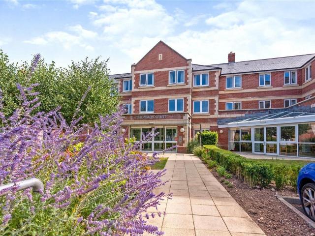 Flat for sale in Penylan, Falcon Lodge