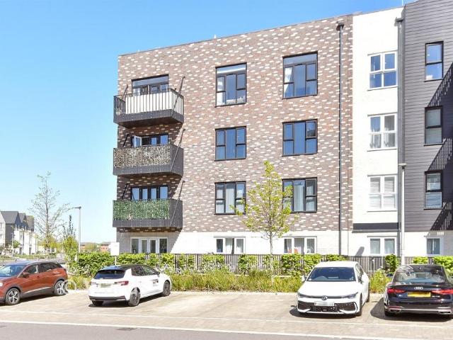 Flat for sale in Troy Town, Rochester