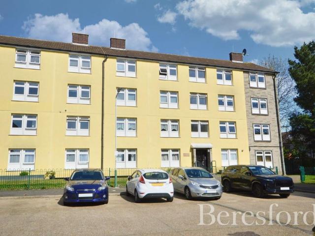 Flat for sale in London Borough of Havering, Greater London
