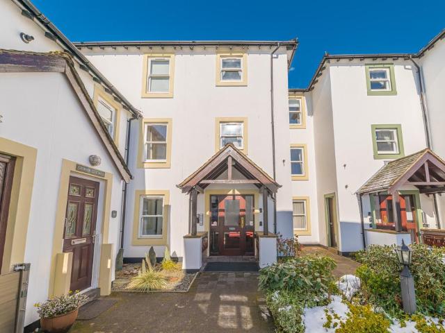 Flat for sale in Keswick