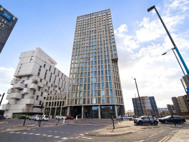 Flat for sale in Georgia, Greater Manchester