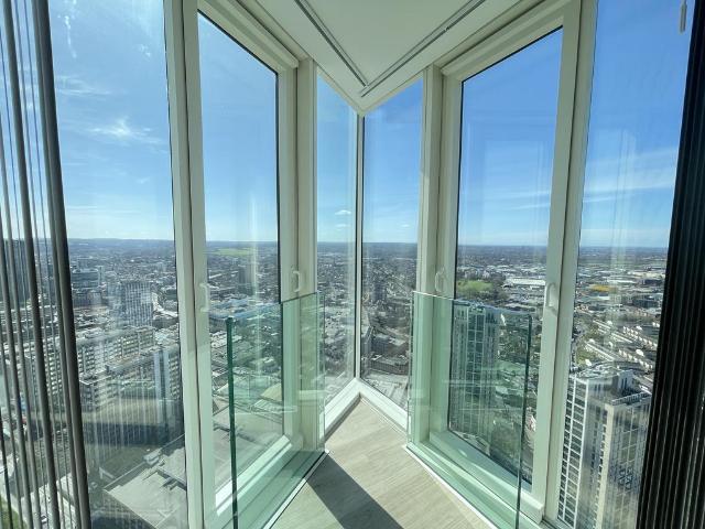 Flat for sale in London Borough of Croydon, Greater London