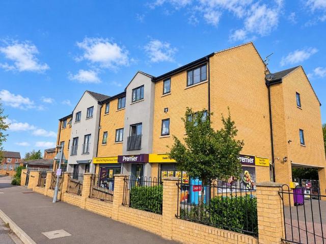 Flat for sale in Bedford
