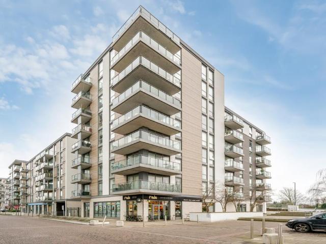 Flat for sale in London Borough of Hounslow, Isle Of Man