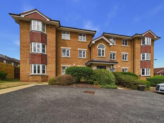 Flat for sale in Treeton, South Yorkshire