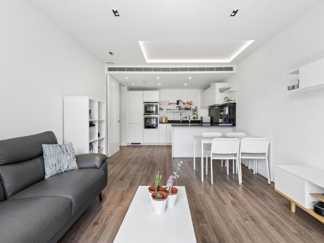 Flat for sale in Spitalfields, Whitechapel