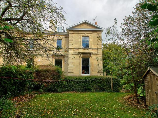 Flat for sale in Cotham, Bristol