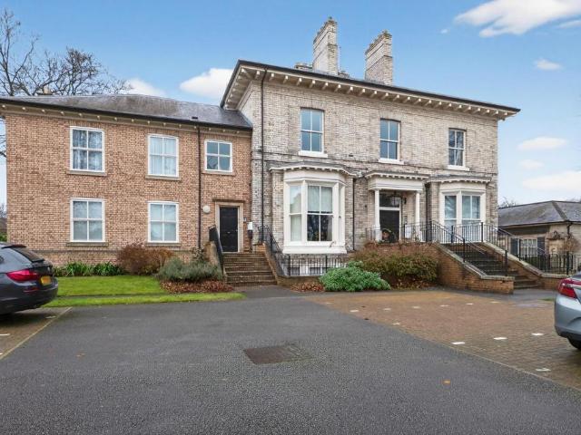 Flat for sale in Fishergate, High Field