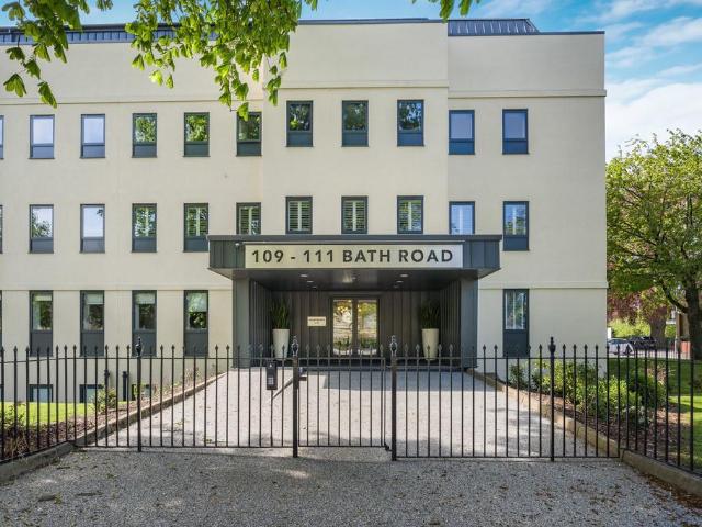Flat for sale in Montpellier, Golden Valley