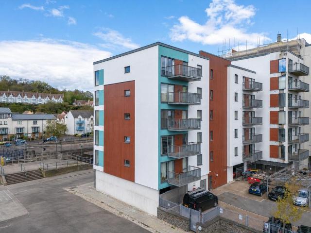 Flat for sale in Port Marine, Portishead