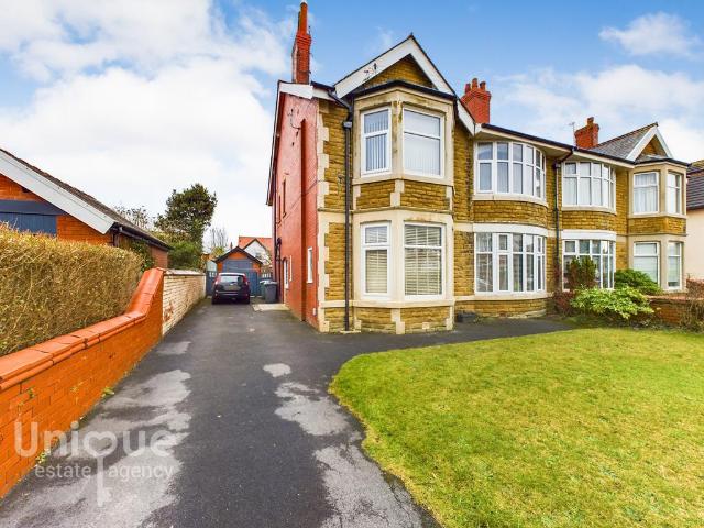 Flat for sale in St Annes, Lytham