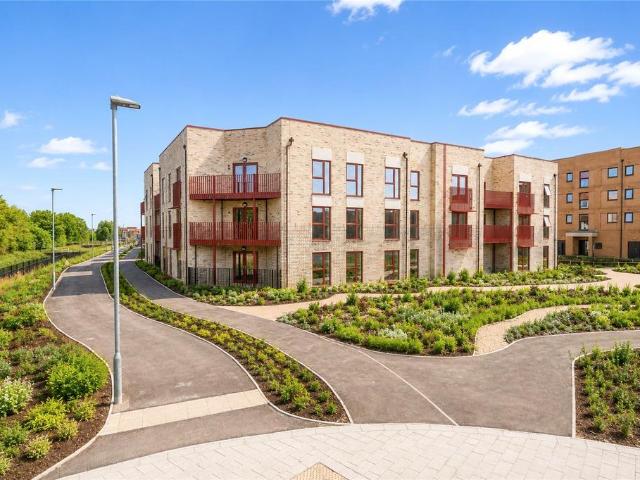 Flat for sale in Arbury, Cambridgeshire