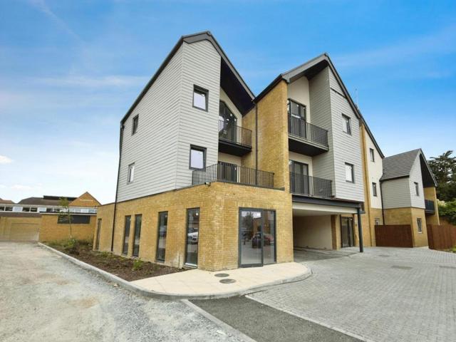 Flat for sale in Barling, Isle Of Man