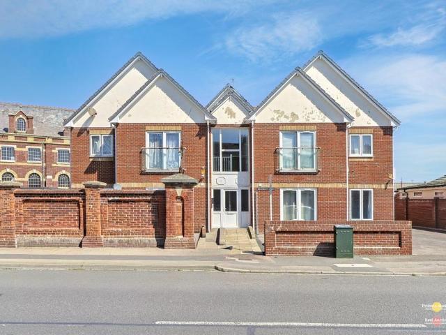Flat for sale in Eastney, City Of Portsmouth