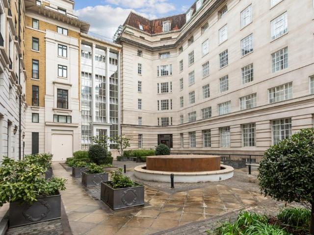 Flat for sale in Greater London