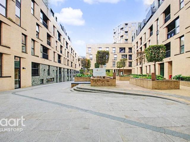 Flat for sale in Moulsham, Chelmsford