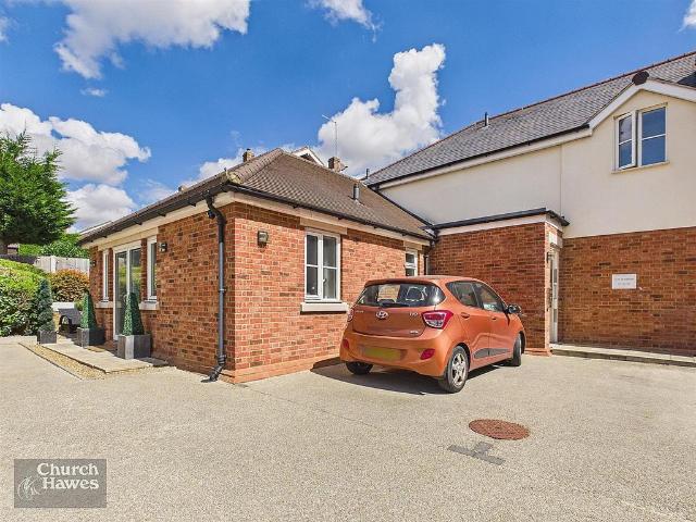 Flat for sale in Chelmsford, Essex