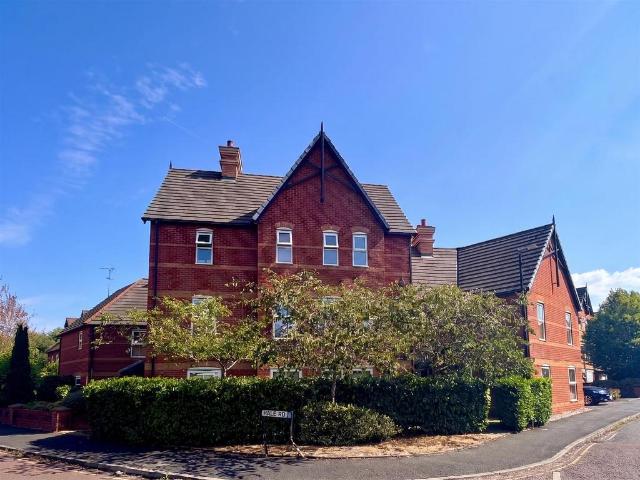 Flat for sale in Trafford Park, Greater Manchester