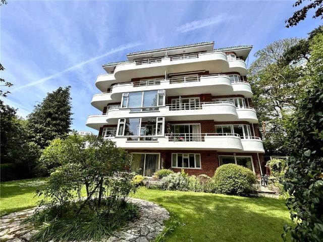 Flat for sale in West Cliff, Bournemouth
