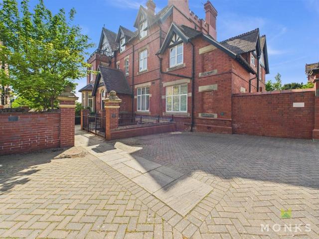 Flat for sale in Kingsland, Frankwell