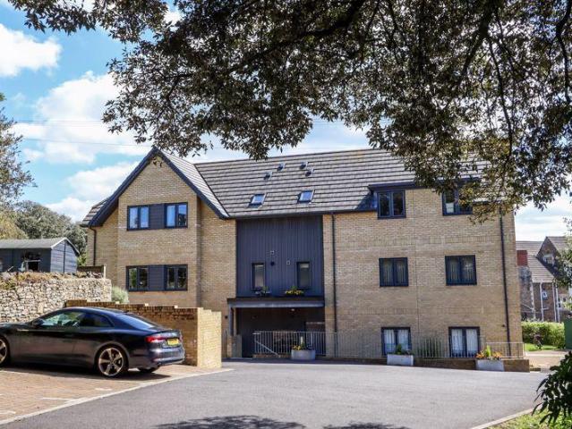 Flat for sale in Clevedon, North Somerset