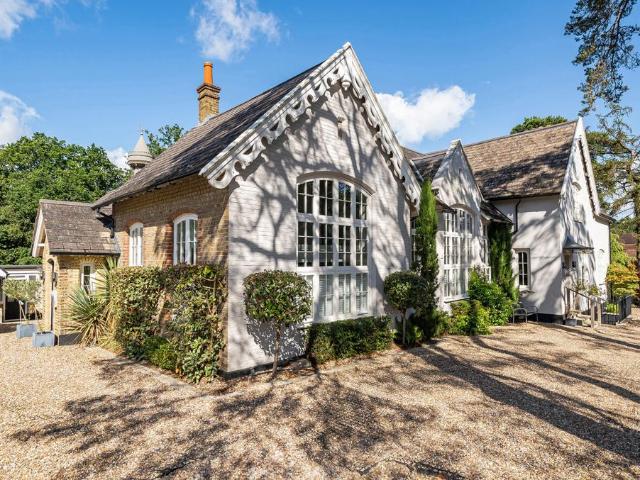 Flat for sale in Keston Mark, Greater London