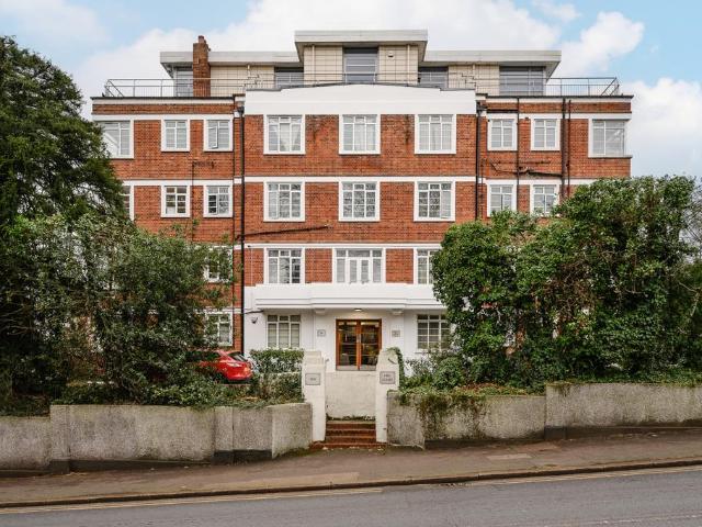Flat for sale in London Borough of Merton, Isle Of Man