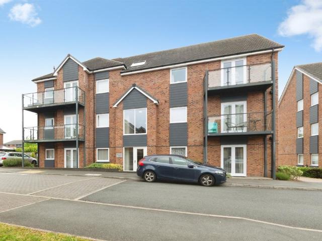 Flat for sale in Shirley, Isle Of Man