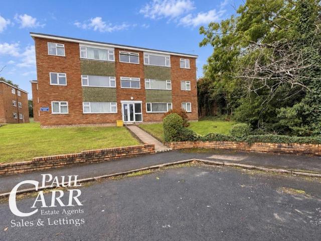 Flat for sale in Mere Green, Birmingham