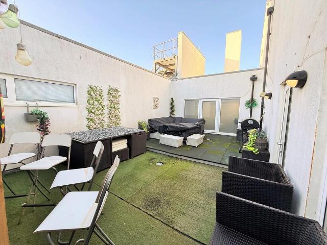 Flat for sale in Brunswick, Brighton & Hove