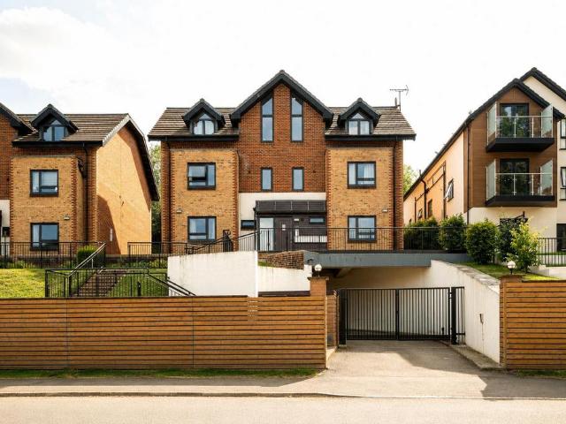 Flat for sale in Flackwell Heath, Buckinghamshire