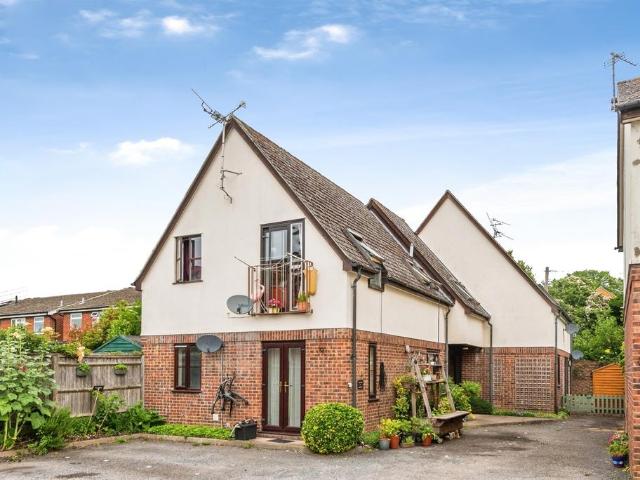 Flat for sale in Caldecott, Dromore