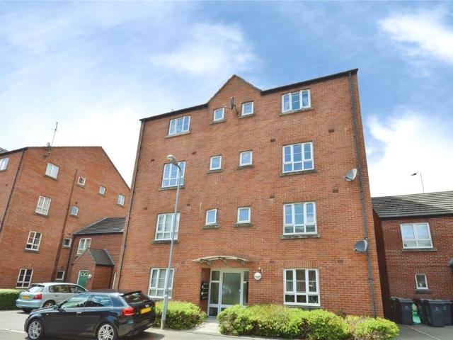 Flat for sale in Falcon Lodge, Wales