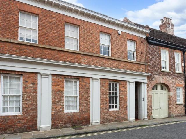 Flat for sale in High Field, York