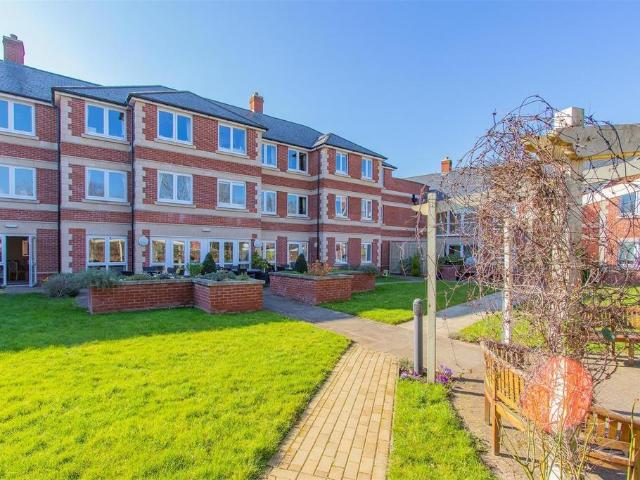 Flat for sale in Penylan, Falcon Lodge