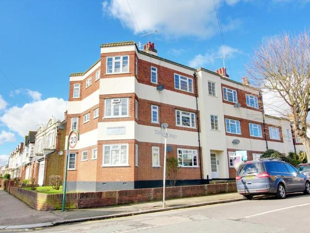 Flat for sale in Alton Barnes, Isle Of Man