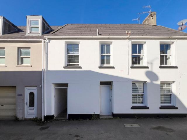 Flat for sale in St Helier, Isle Of Man