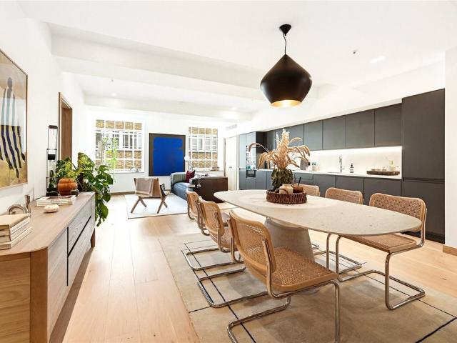 Flat for sale in Seven Dials, Bloomsbury