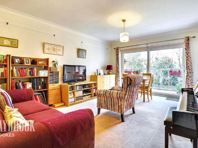 Flat for sale in Endcliffe, Sheffield