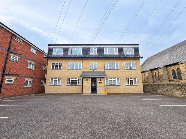 Flat for sale in Hollingworth, Tameside