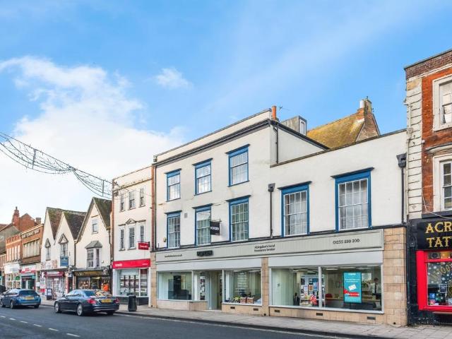 Flat for sale in Caldecott, Dromore