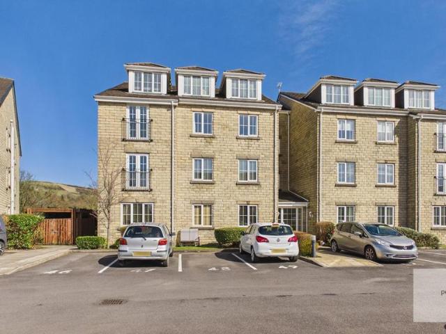 Flat for sale in Holme, Irwell Vale