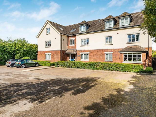 Flat for sale in Elmsbrook, Evershot
