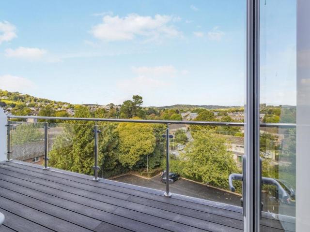 Flat for sale in Strode, Devon